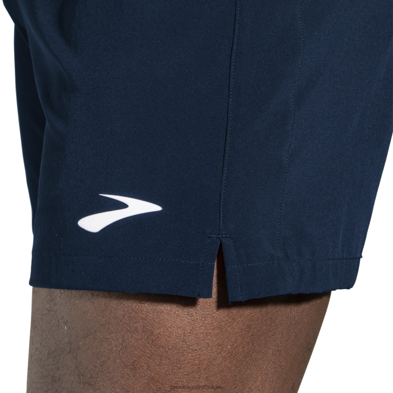 V8D8N565 moment 5 kort marine Brooks