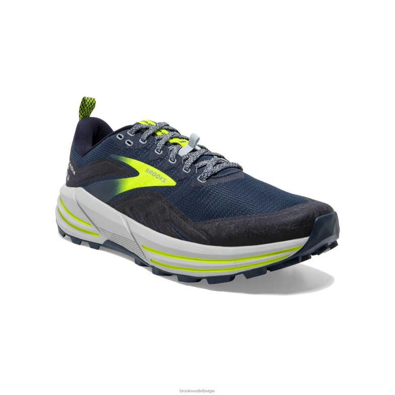 V8D8N78 cascade 16 Titan Brooks