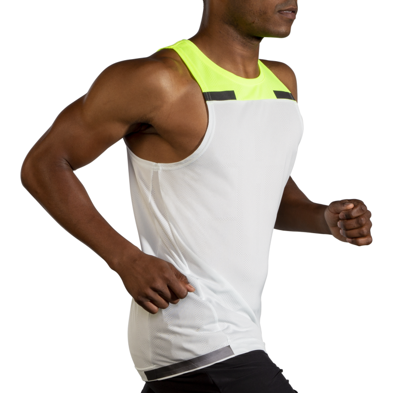 V8D8N1295 carboniet tank grijs Brooks