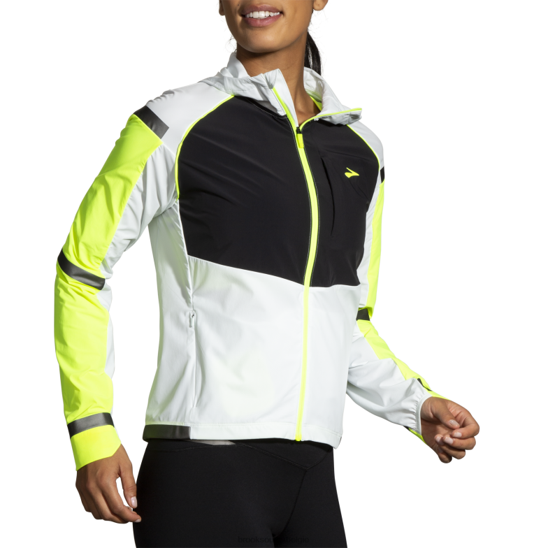 V8D8N750 carboniet jas zwart Brooks