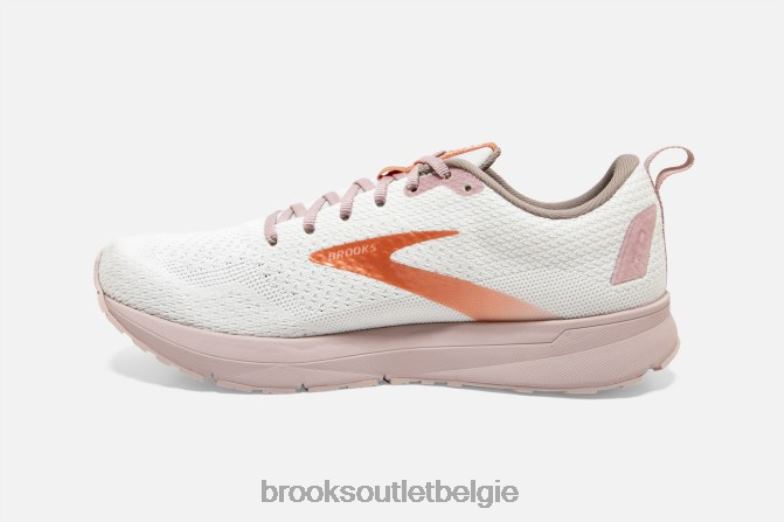 V8D8N1574 revelatie 4 wit Brooks