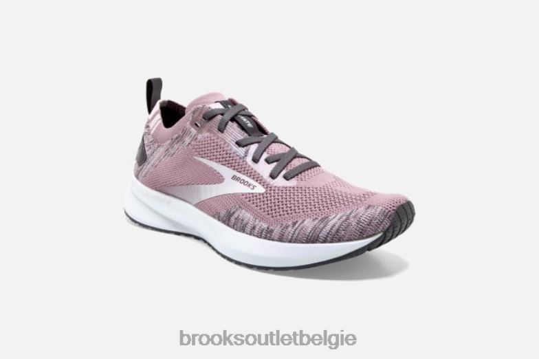 V8D8N1598 zweven 4 zwart Brooks